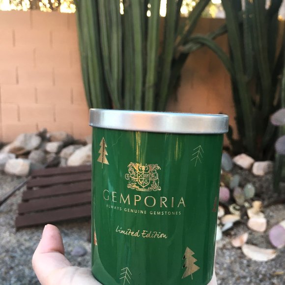 Genuine Emerald Pine Scented Candle & Chrome Diopside Bracelet - Picture 3 of 15